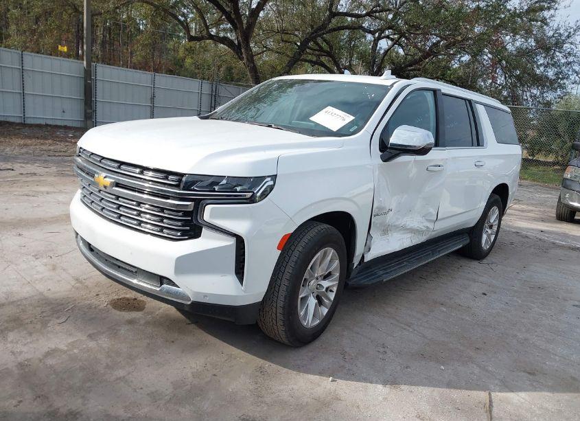 Photo 2 of 2023 Chevrolet Suburban 2WD PREMIER (VIN 1GNSCFKD7PR300439)