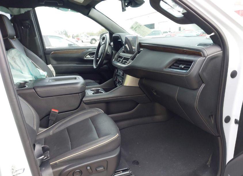 Photo 5 of 2023 Chevrolet Suburban 2WD PREMIER (VIN 1GNSCFKD7PR300439)