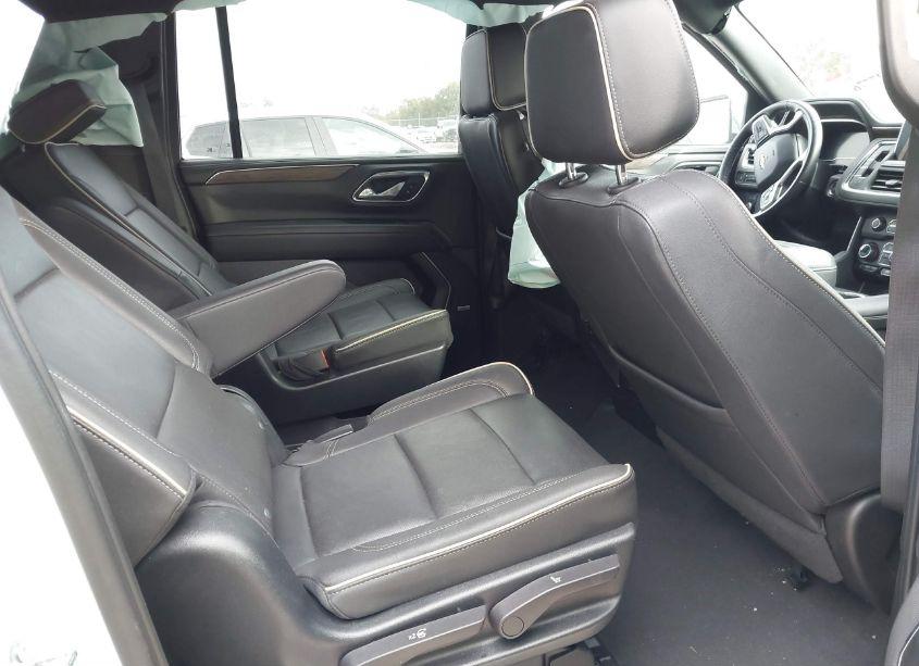 Photo 8 of 2023 Chevrolet Suburban 2WD PREMIER (VIN 1GNSCFKD7PR300439)