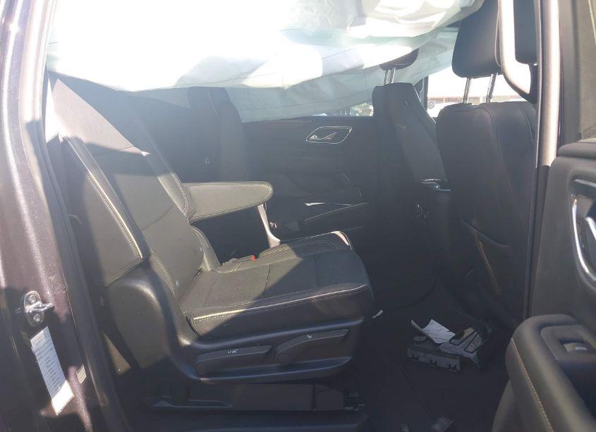 Photo 8 of 2023 Chevrolet Suburban 2WD PREMIER (VIN 1GNSCFKD7PR435694)