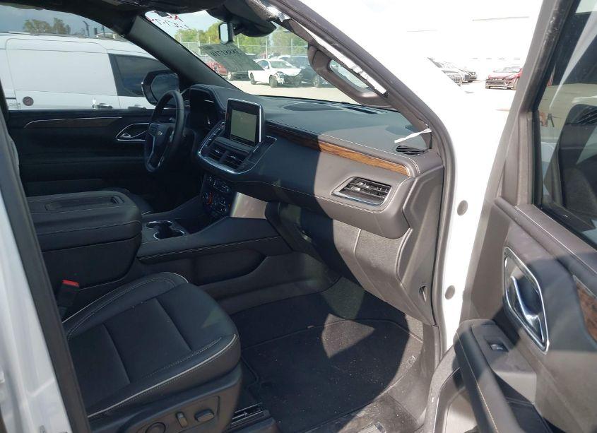 Photo 5 of 2023 Chevrolet Suburban 2WD PREMIER (VIN 1GNSCFKD7PR473510)