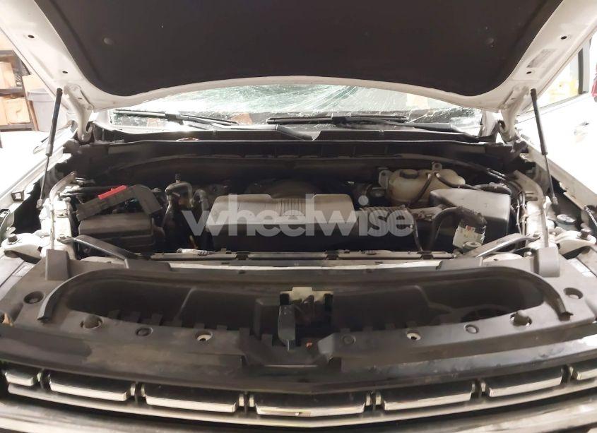 Photo 10 of 2023 Chevrolet Suburban 2WD PREMIER (VIN 1GNSCFKD8PR299995)