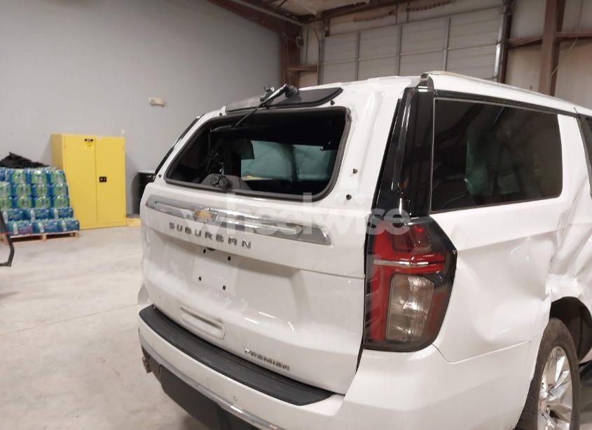 Photo 13 of 2023 Chevrolet Suburban 2WD PREMIER (VIN 1GNSCFKD8PR299995)