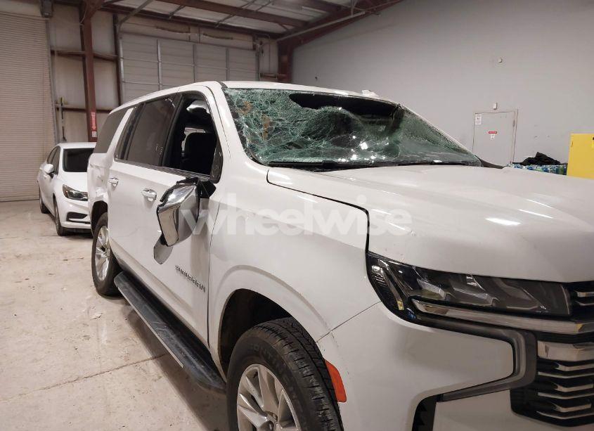 Photo 16 of 2023 Chevrolet Suburban 2WD PREMIER (VIN 1GNSCFKD8PR299995)