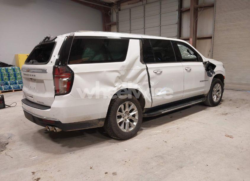 Photo 4 of 2023 Chevrolet Suburban 2WD PREMIER (VIN 1GNSCFKD8PR299995)