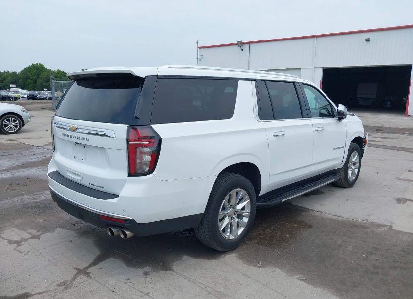 Photo 4 of 2023 Chevrolet Suburban 2WD PREMIER (VIN 1GNSCFKD8PR300658)
