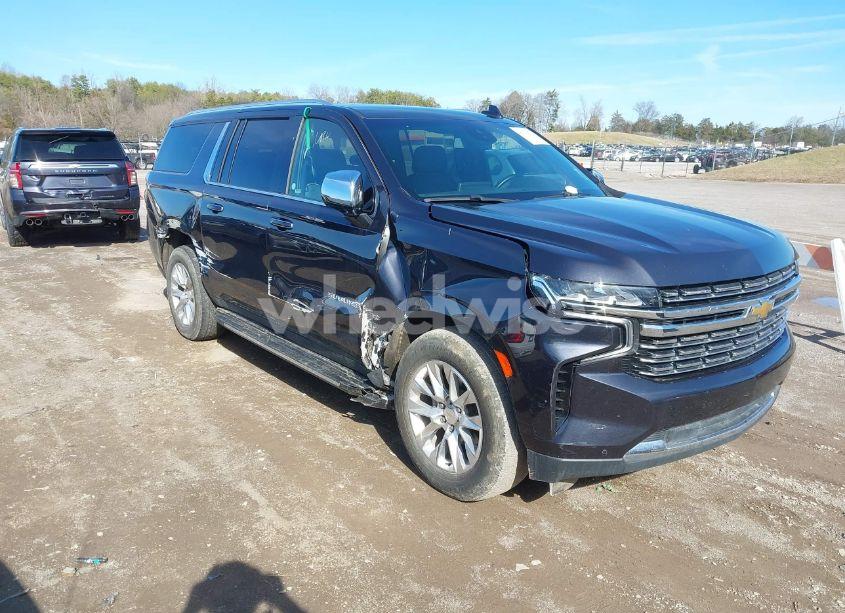 2023 Chevrolet Suburban 2WD PREMIER (VIN 1GNSCFKD8PR363016) main photo