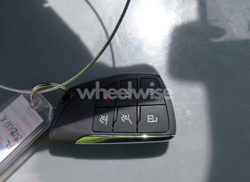 Photo 11 of 2023 Chevrolet Suburban 2WD PREMIER (VIN 1GNSCFKD8PR479381)