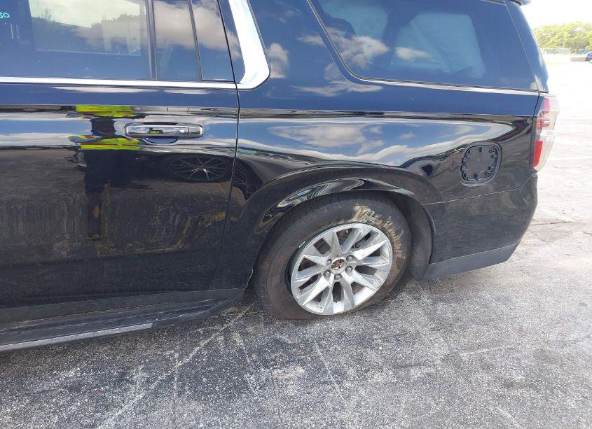 Photo 18 of 2023 Chevrolet Suburban 2WD PREMIER (VIN 1GNSCFKD9PR368323)