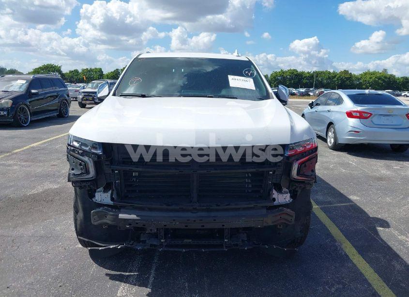 Photo 13 of 2023 Chevrolet Suburban 2WD PREMIER (VIN 1GNSCFKD9PR387180)