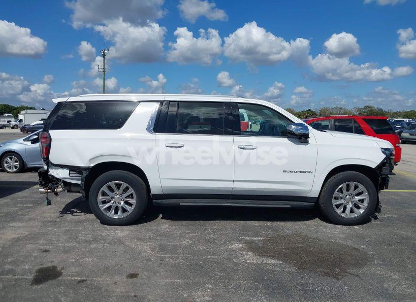 Photo 14 of 2023 Chevrolet Suburban 2WD PREMIER (VIN 1GNSCFKD9PR387180)