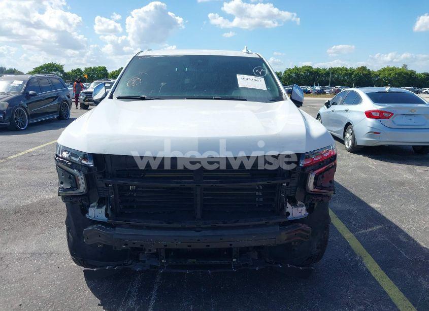 Photo 6 of 2023 Chevrolet Suburban 2WD PREMIER (VIN 1GNSCFKD9PR387180)