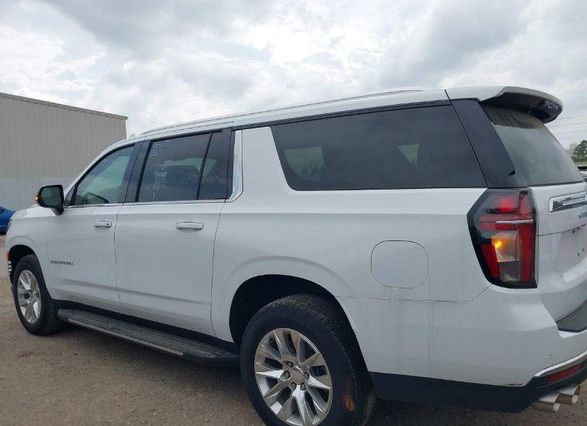 Photo 14 of 2023 Chevrolet Suburban 2WD PREMIER (VIN 1GNSCFKDXPR322273)