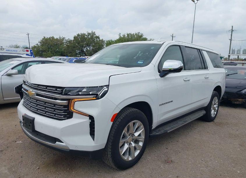 Photo 2 of 2023 Chevrolet Suburban 2WD PREMIER (VIN 1GNSCFKDXPR322273)