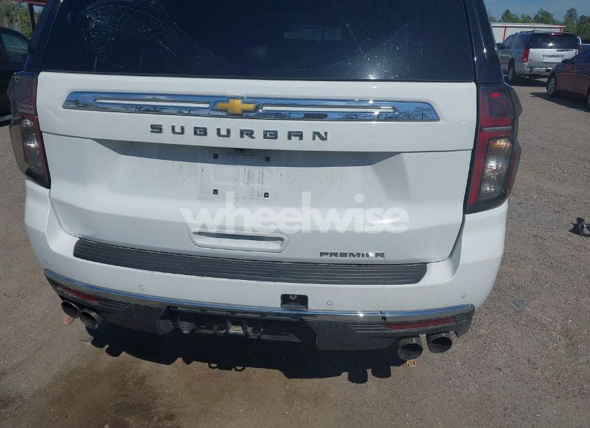 Photo 6 of 2023 Chevrolet Suburban 2WD PREMIER (VIN 1GNSCFKDXPR371053)