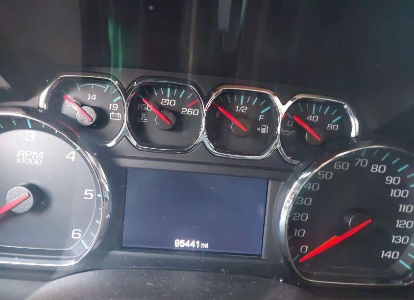 Photo 7 of 2019 Chevrolet Suburban LS (VIN 1GNSCGEC0KR220983)