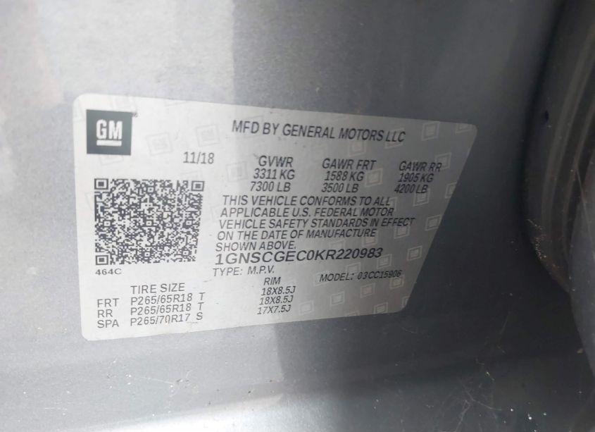 Photo 9 of 2019 Chevrolet Suburban LS (VIN 1GNSCGEC0KR220983)