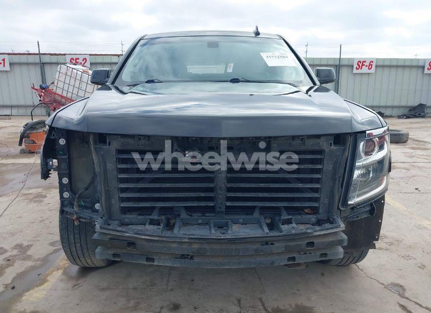 Photo 13 of 2018 Chevrolet Suburban LS (VIN 1GNSCGEC5JR136401)