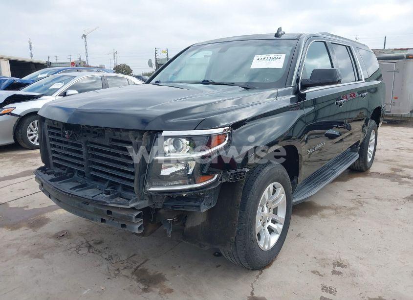 Photo 2 of 2018 Chevrolet Suburban LS (VIN 1GNSCGEC5JR136401)