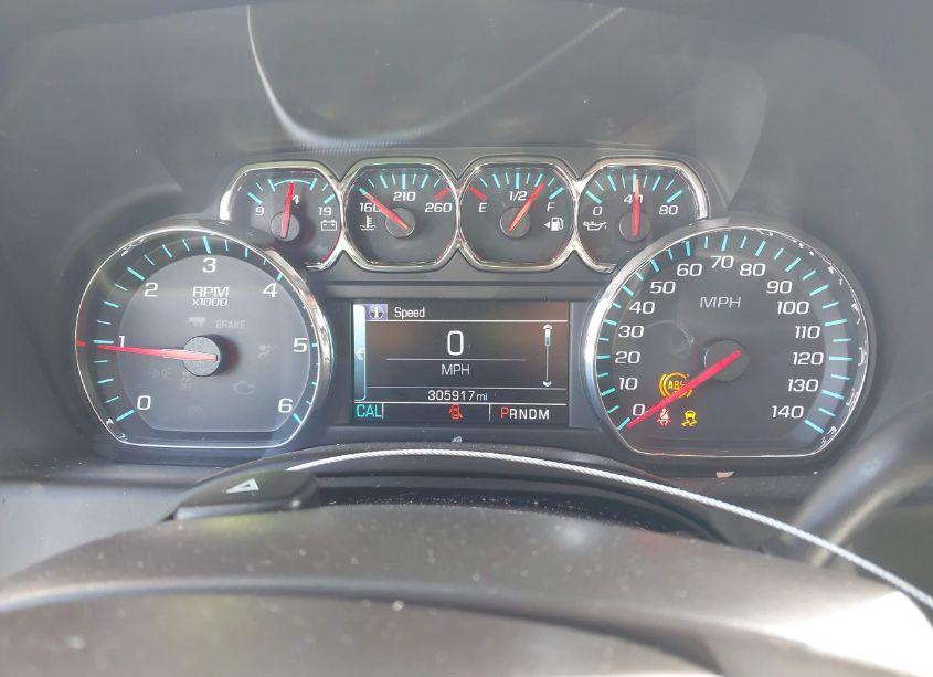 Photo 7 of 2016 Chevrolet Suburban LS (VIN 1GNSCGKC0GR110480)