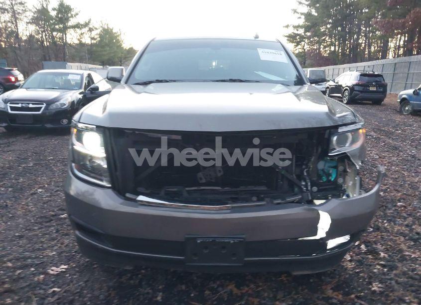 Photo 12 of 2017 Chevrolet Suburban LS (VIN 1GNSCGKC0HR328355)