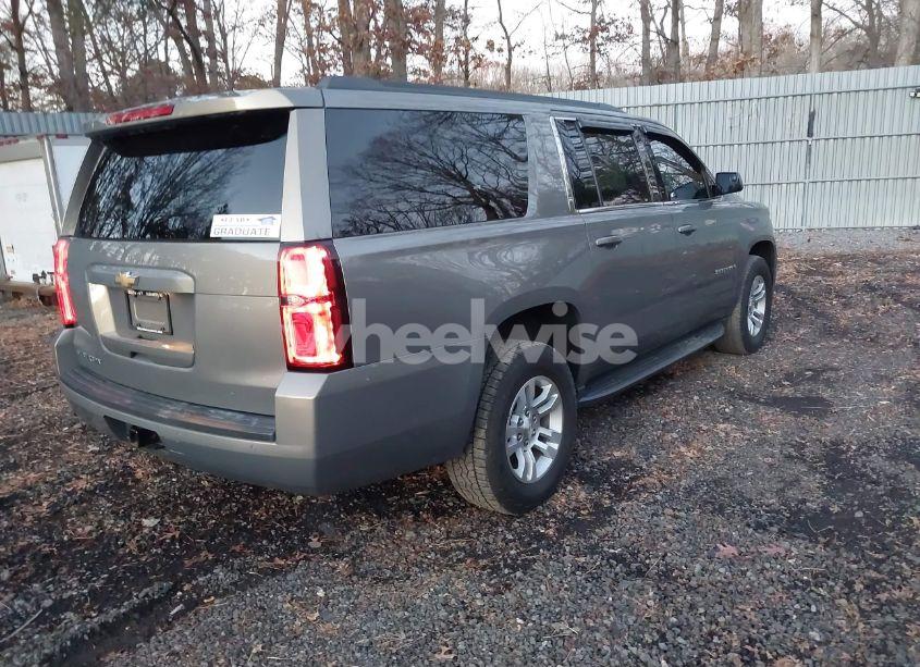 Photo 4 of 2017 Chevrolet Suburban LS (VIN 1GNSCGKC0HR328355)