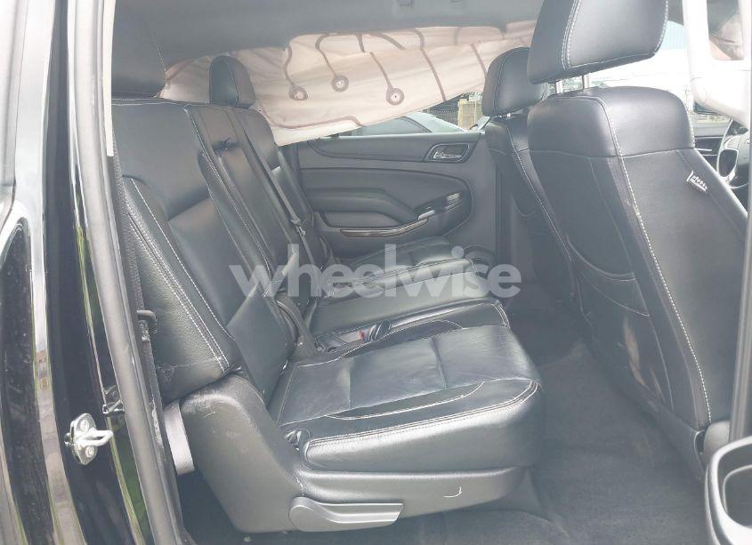 Photo 8 of 2018 Chevrolet Suburban LS (VIN 1GNSCGKC1JR394211)