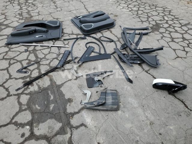 Photo 13 of 2020 CHEVROLET SUBURBAN C1500 LS N/A (VIN 1GNSCGKC1LR224935)