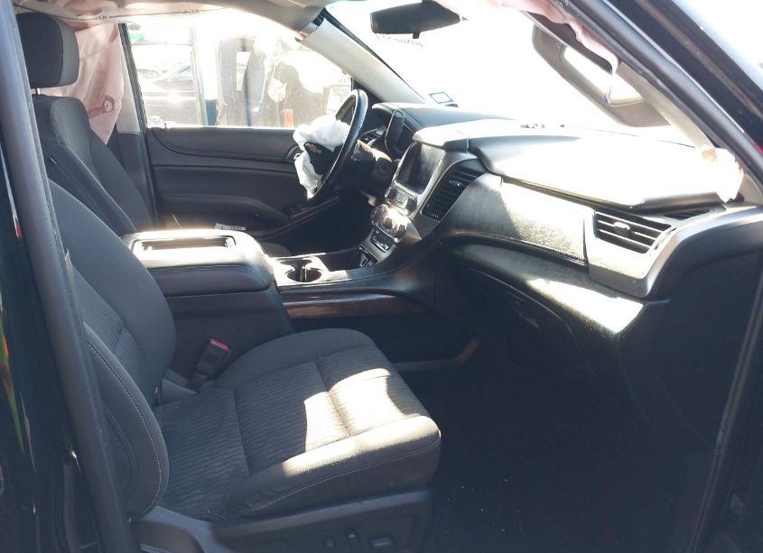 Photo 5 of 2018 Chevrolet Suburban LS (VIN 1GNSCGKC2JR316357)