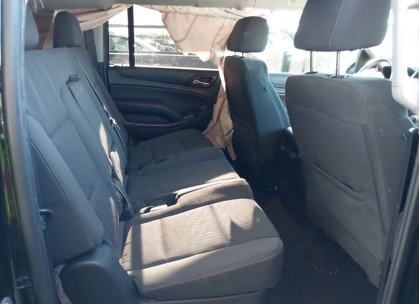 Photo 8 of 2018 Chevrolet Suburban LS (VIN 1GNSCGKC2JR316357)