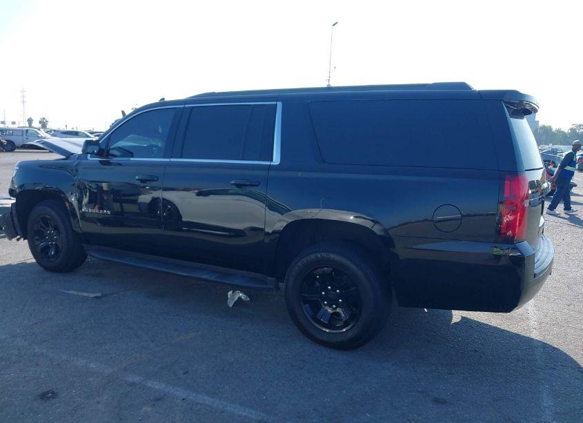 Photo 14 of 2018 Chevrolet Suburban LS (VIN 1GNSCGKC3JR318361)