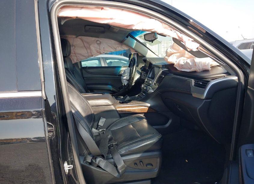 Photo 5 of 2018 Chevrolet Suburban LS (VIN 1GNSCGKC3JR318361)