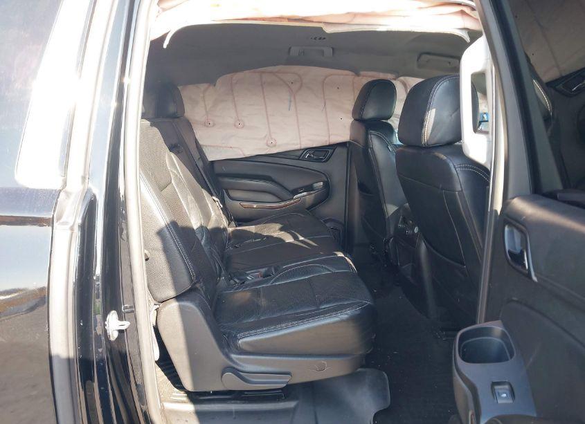 Photo 8 of 2018 Chevrolet Suburban LS (VIN 1GNSCGKC3JR318361)