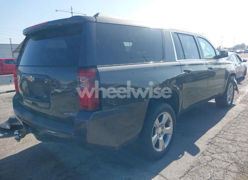 Photo 4 of 2017 Chevrolet Suburban LS (VIN 1GNSCGKC4HR124822)