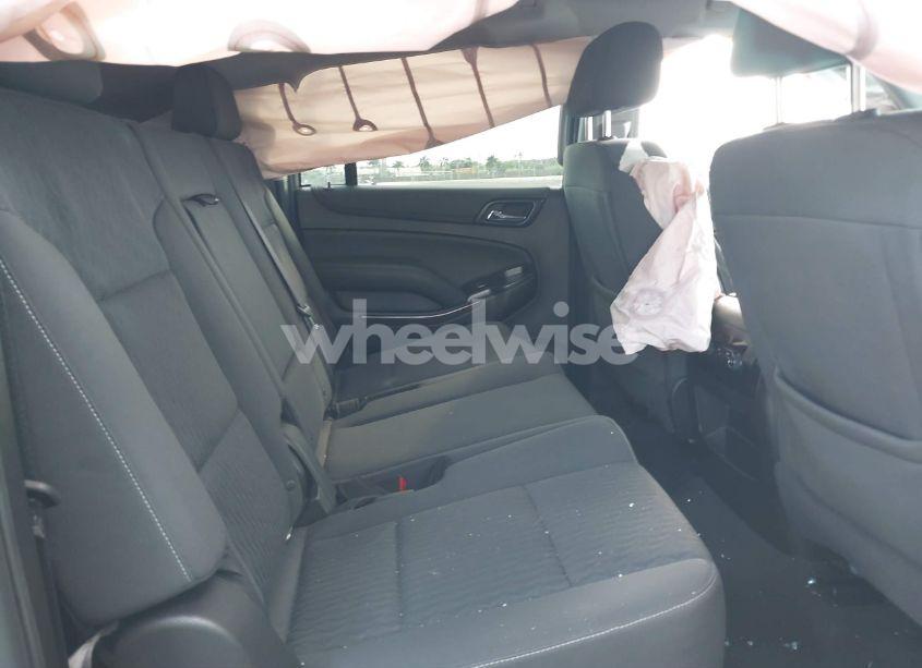 Photo 8 of 2019 Chevrolet Suburban LS (VIN 1GNSCGKC4KR269818)