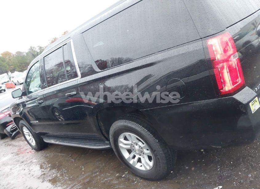 Photo 14 of 2019 Chevrolet Suburban LS (VIN 1GNSCGKC5KR321327)