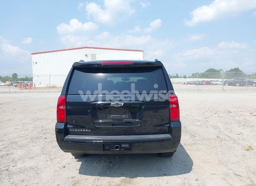 Photo 16 of 2020 Chevrolet Suburban 2WD LS (VIN 1GNSCGKCXLR238669)