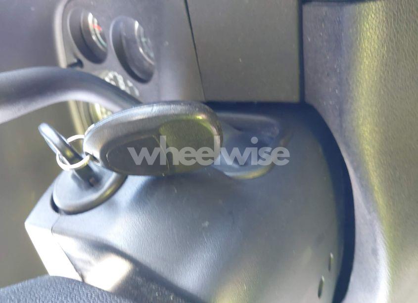 Photo 11 of 2012 Chevrolet Suburban 1500 LS (VIN 1GNSCHE02CR239144)