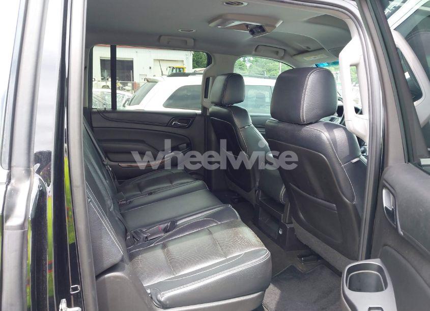 Photo 8 of 2015 Chevrolet Suburban 1500 LS (VIN 1GNSCHEC5FR683083)