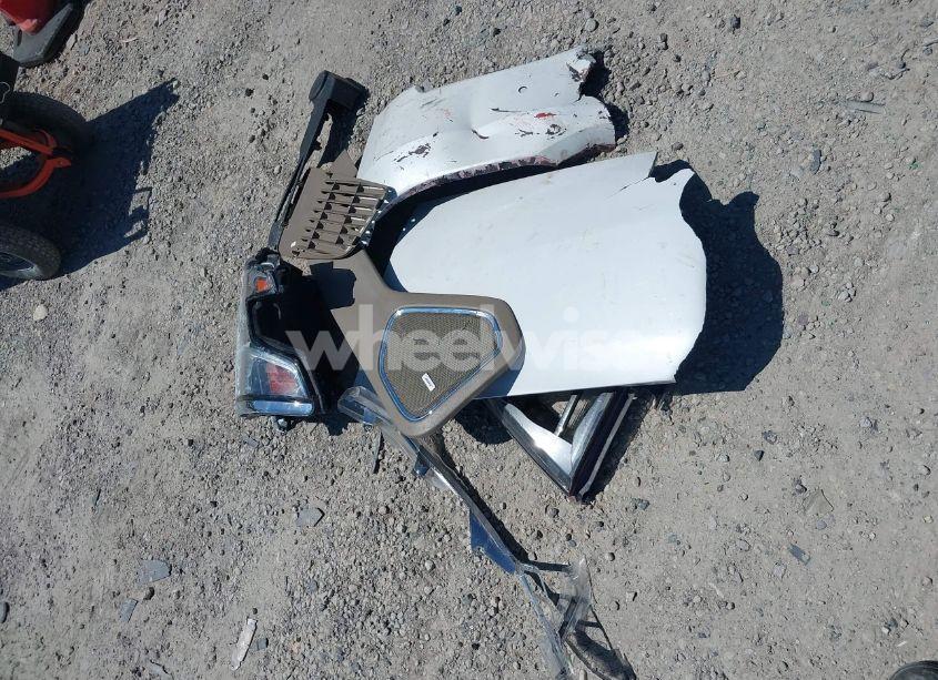 Photo 12 of 2017 Chevrolet Suburban LT (VIN 1GNSCHKC0HR252447)