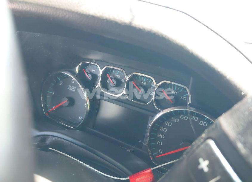 Photo 16 of 2017 Chevrolet Suburban LT (VIN 1GNSCHKC0HR252447)