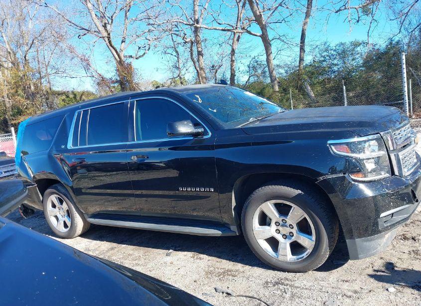 Photo 12 of 2016 Chevrolet Suburban LT (VIN 1GNSCHKC1GR378766)