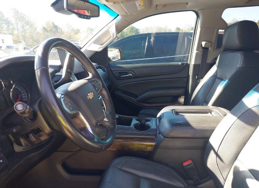 Photo 5 of 2016 Chevrolet Suburban LT (VIN 1GNSCHKC1GR378766)