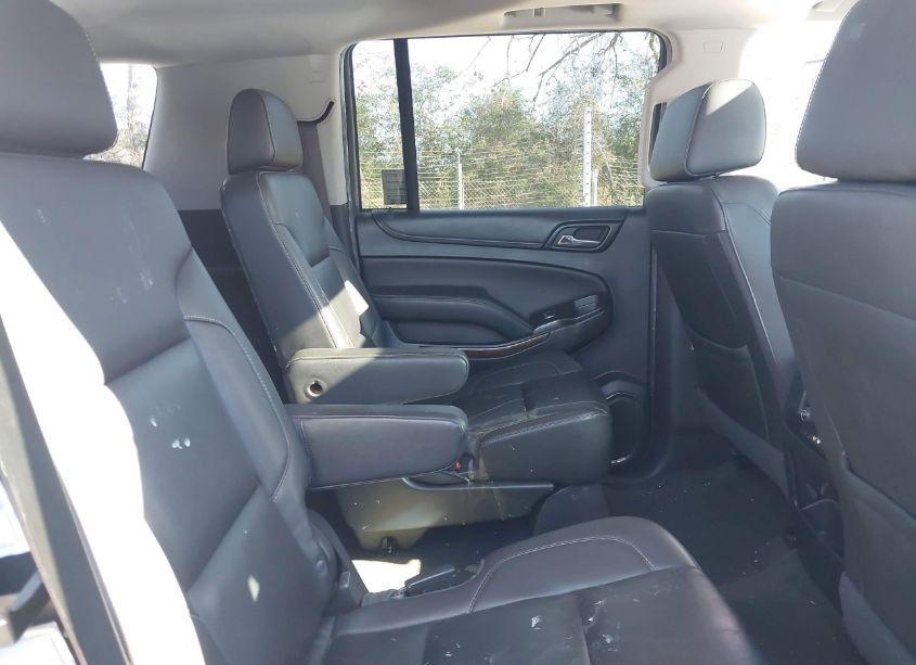 Photo 8 of 2016 Chevrolet Suburban LT (VIN 1GNSCHKC1GR378766)