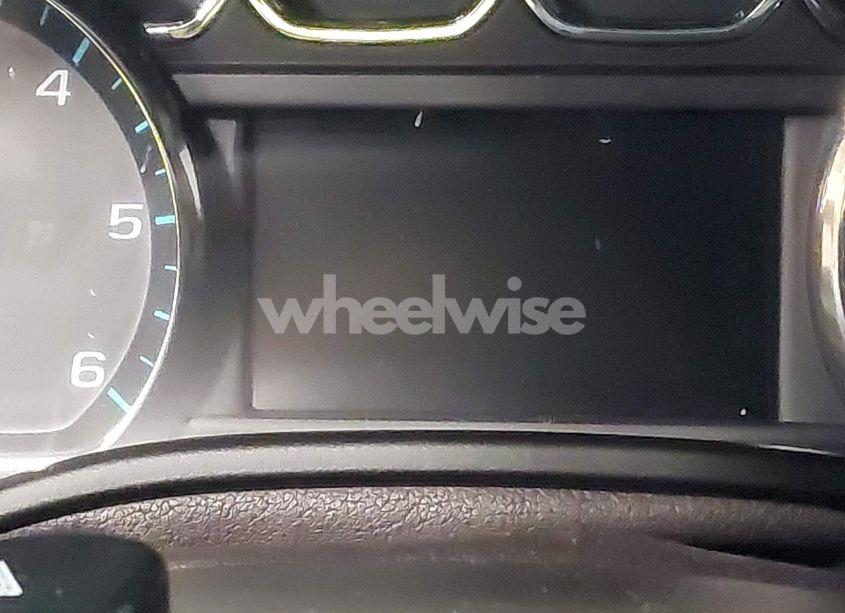 Photo 16 of 2016 Chevrolet Suburban LT (VIN 1GNSCHKC1GR388469)