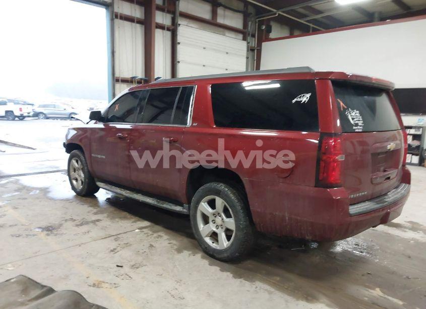 Photo 3 of 2016 Chevrolet Suburban LT (VIN 1GNSCHKC1GR388469)