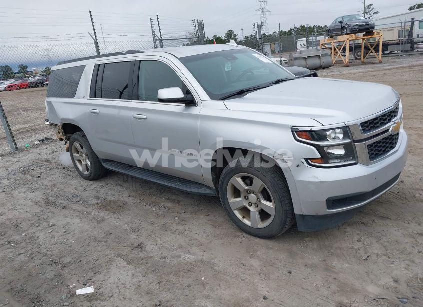2018 Chevrolet Suburban LT (VIN 1GNSCHKC1JR394991) main photo