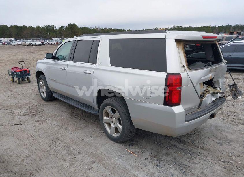 Photo 3 of 2018 Chevrolet Suburban LT (VIN 1GNSCHKC1JR394991)