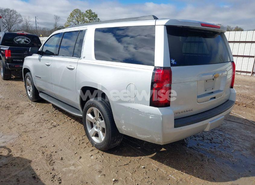 Photo 3 of 2016 Chevrolet Suburban LT (VIN 1GNSCHKC2GR252433)