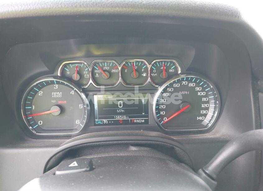 Photo 7 of 2016 Chevrolet Suburban LT (VIN 1GNSCHKC2GR252433)